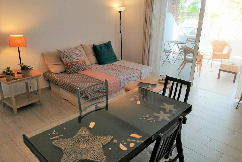 Comfortable Cleo Apartment With Large Terrace Коста-Тегісе Екстер'єр фото